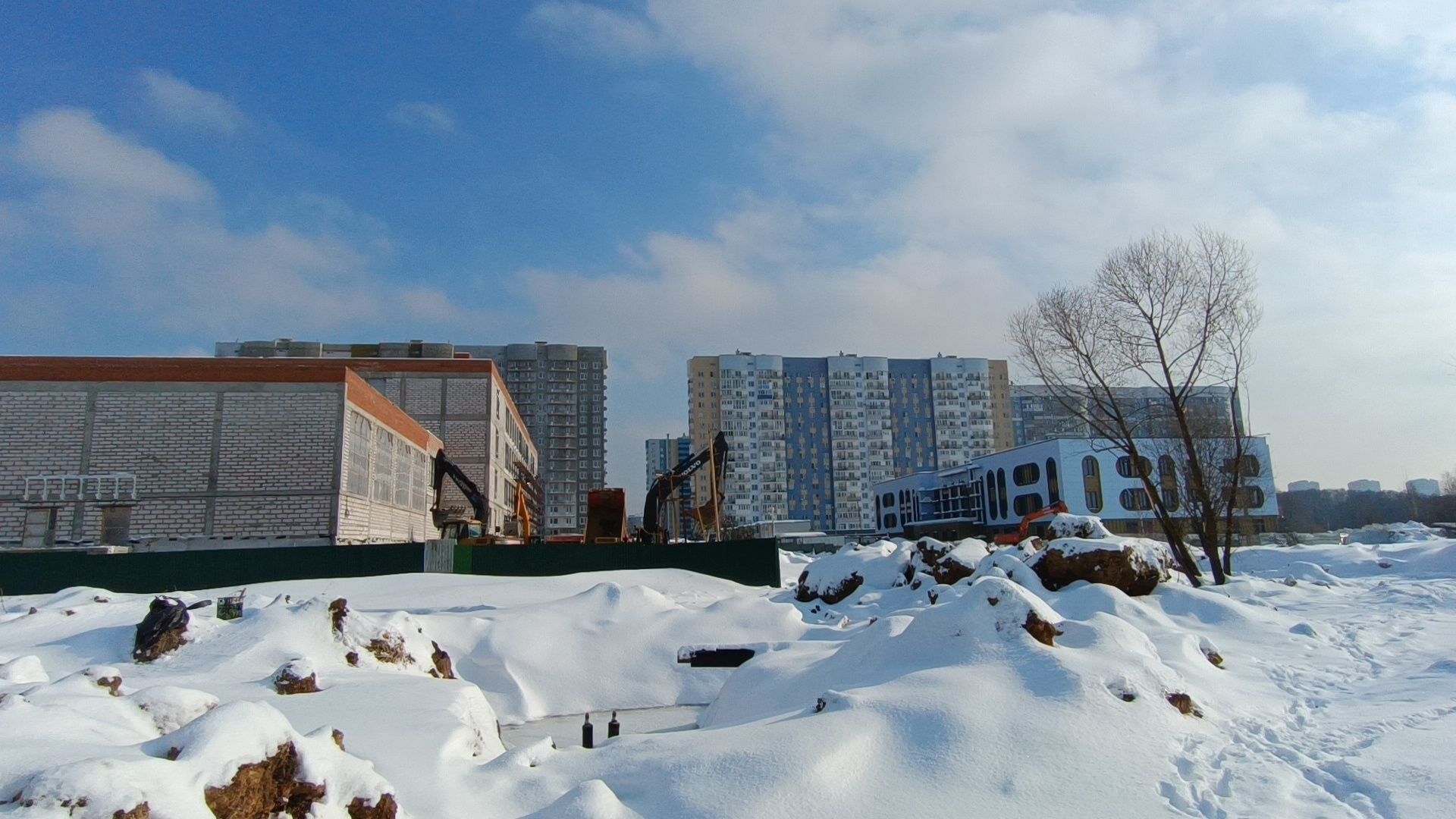 строительство, лобня, поликлиника, детский сад, школа,