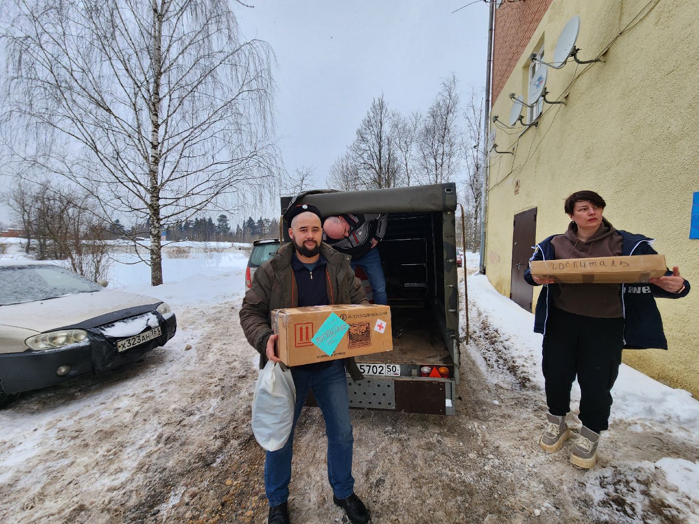 сво, волонтеры, гуманитарная помощь, день защитника отечества,