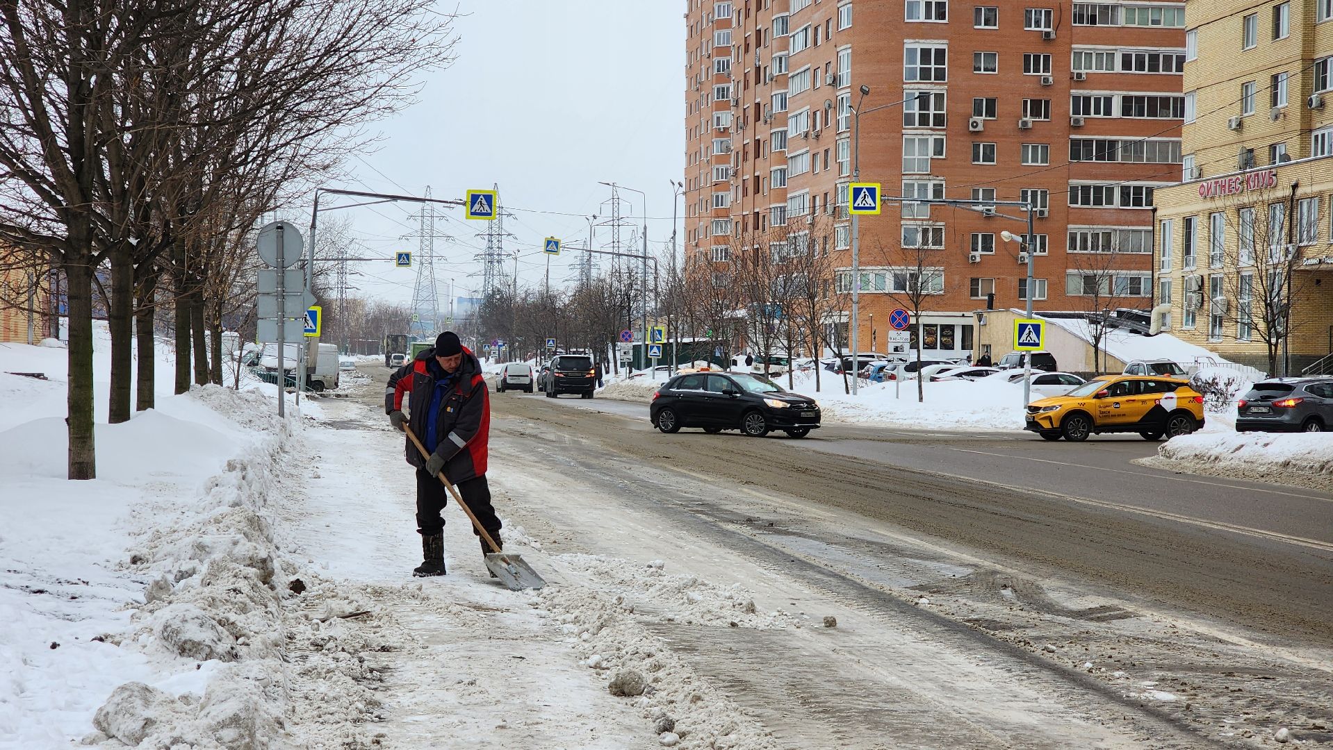 уборка снега, уборка дорог,