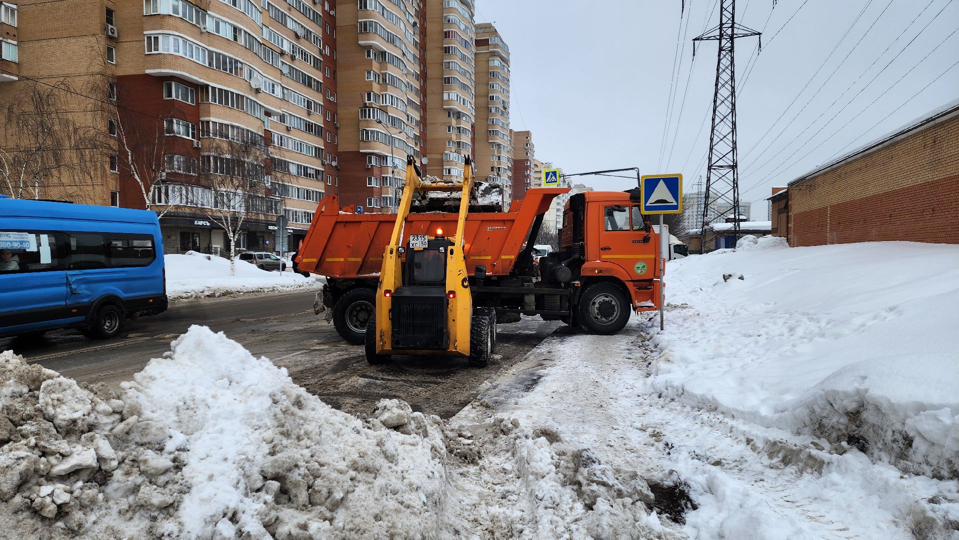 уборка снега, уборка дорог,