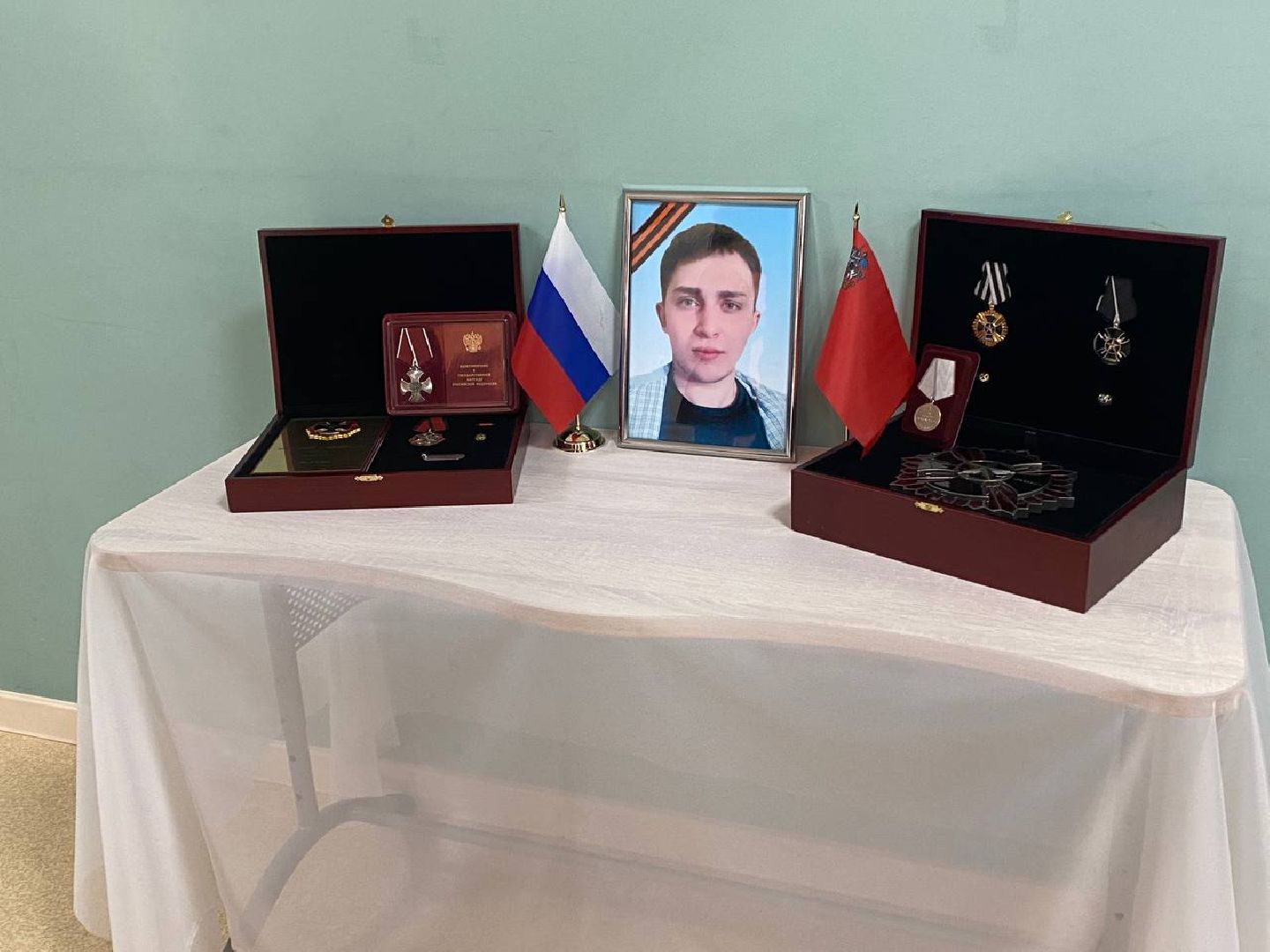 чехов, день защитника отечества, парта героя, спецоперация, открытие,