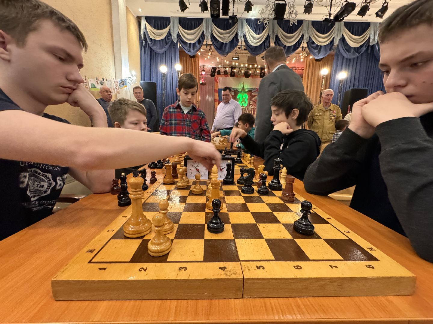 Олинцово, Воины интернационалисты, защитники отечества,