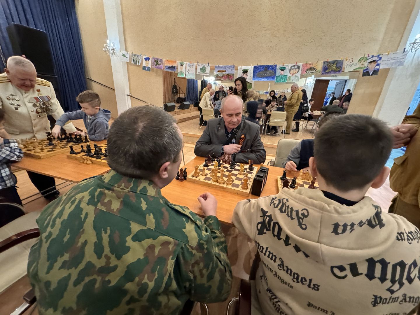 Олинцово, Воины интернационалисты, защитники отечества,