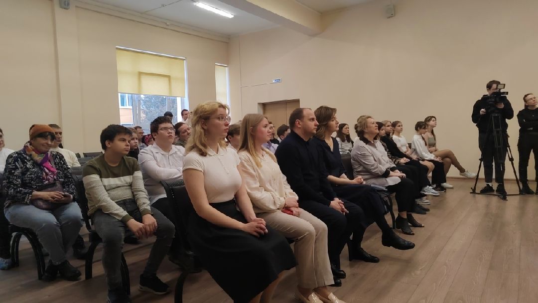 Пушкино, Пушкинский, Пушкинский округ, Вручение паспортов, мы-граждане России, паспорт РФ, молодежь, Весна в Подмосковье