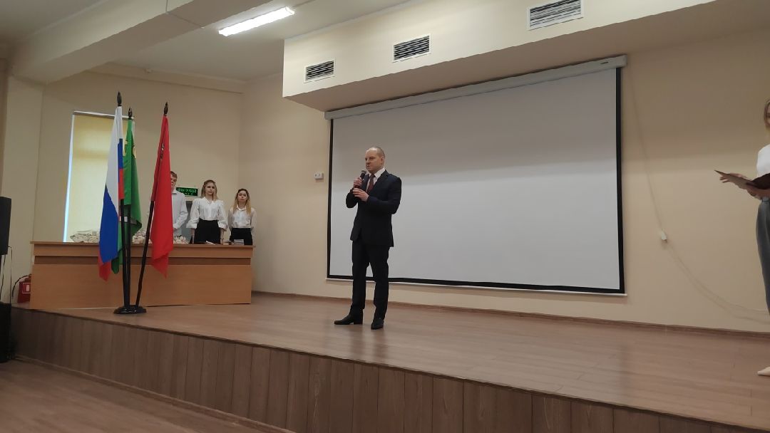 Пушкино, Пушкинский, Пушкинский округ, Вручение паспортов, мы-граждане России, паспорт РФ, молодежь, Весна в Подмосковье