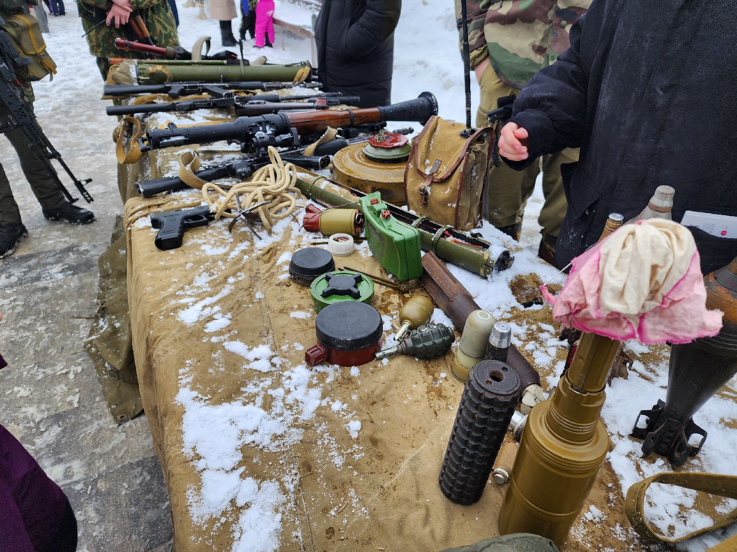 день защитника отечества, орехово-зуево, парки подмосковья, Выставка оружия, Полевая кухня,