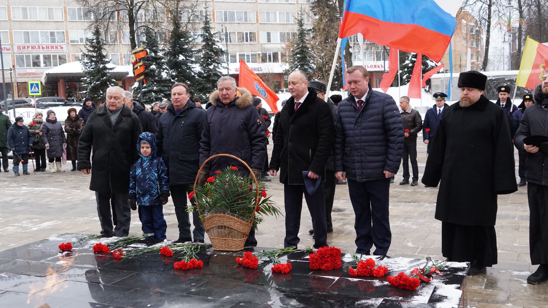 Егорьевск, Митинг, день защитника отечества, памятник, вечный огонь, солдат,