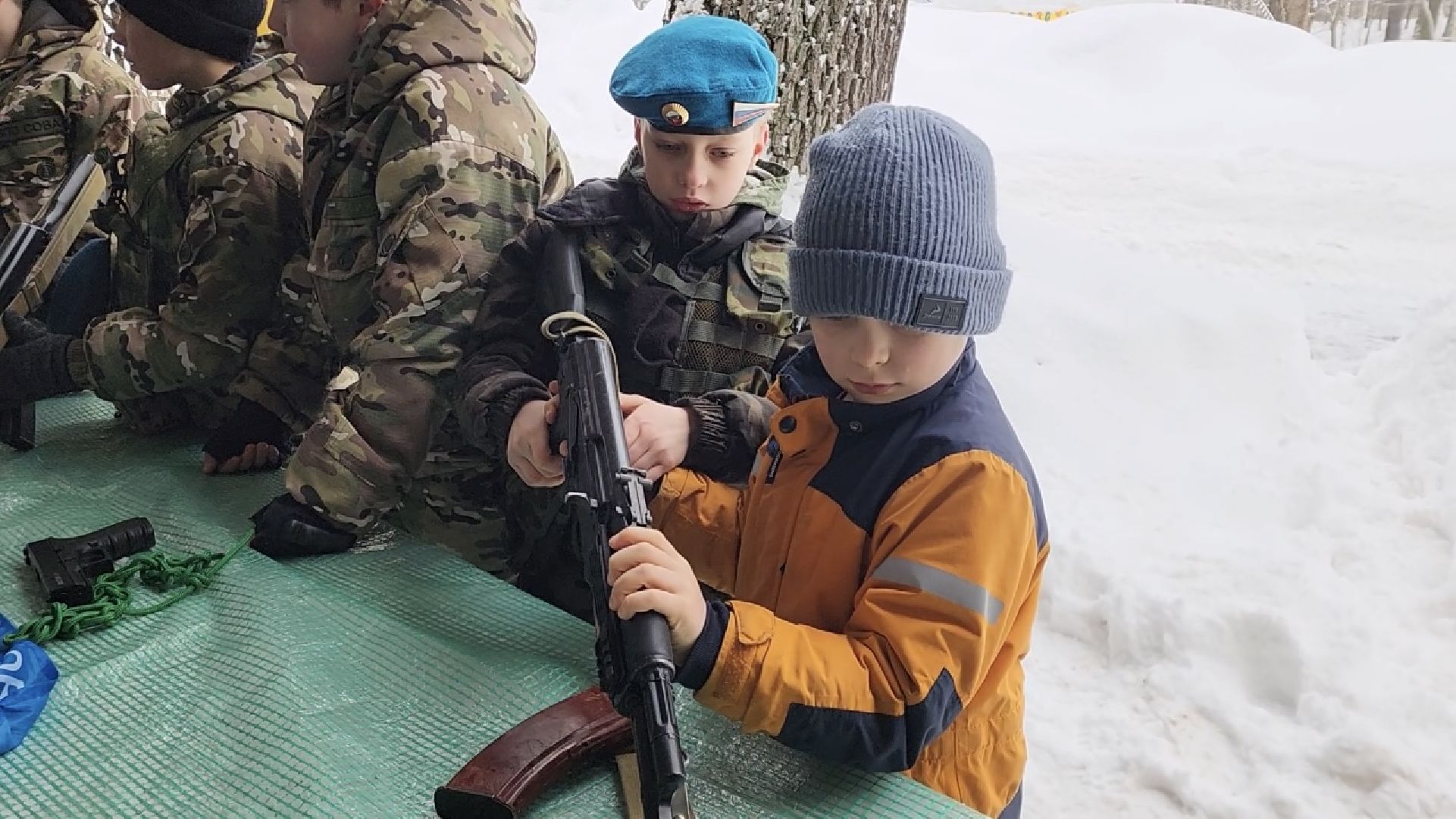 химки, день защитника отечества, военно-патриотический отряд, СОВА,