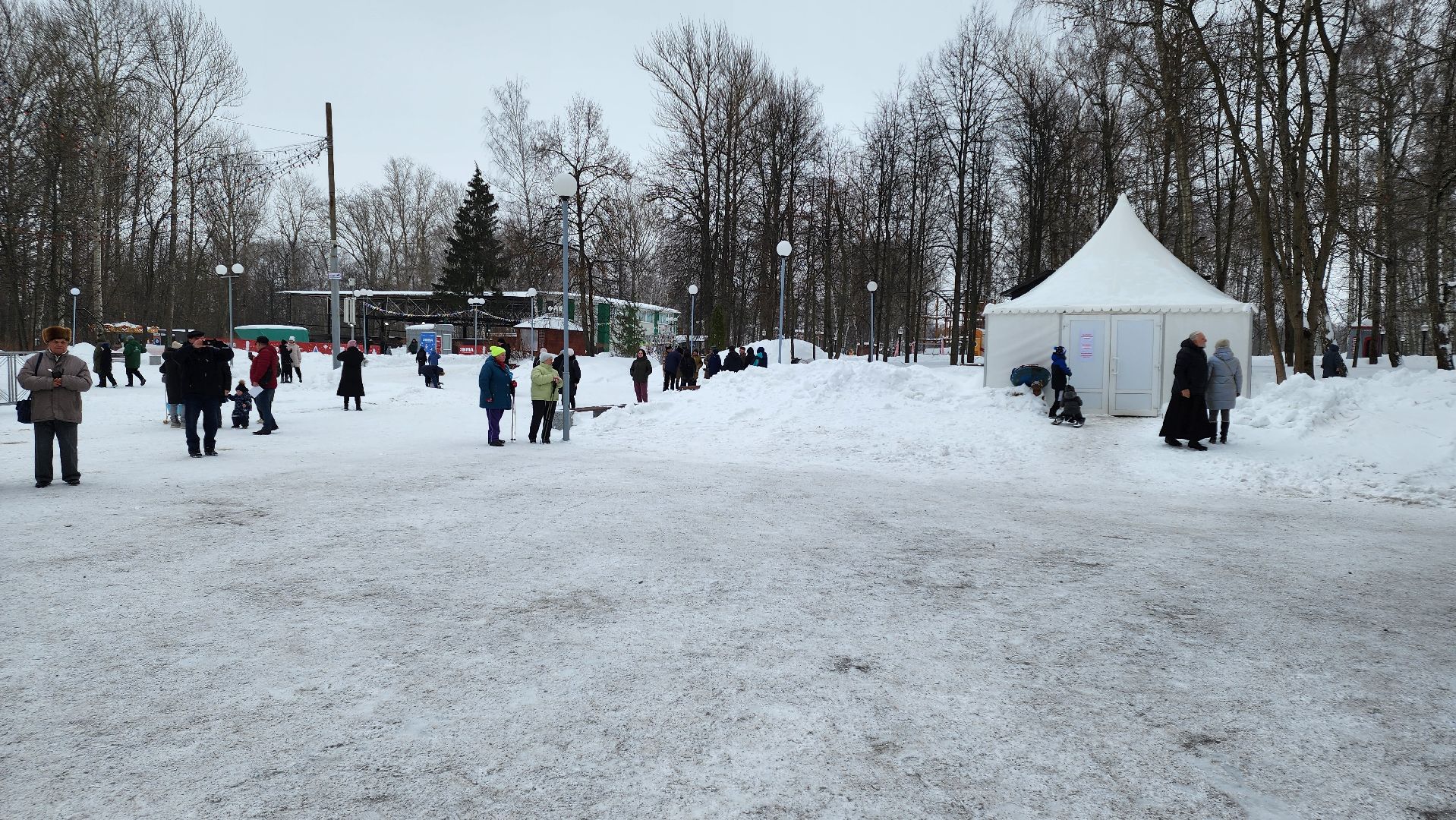 кашира, городской парк, день защитника отечества, 23 февраля, концерт, подмосковный колледж энергия, каданс, забава,
