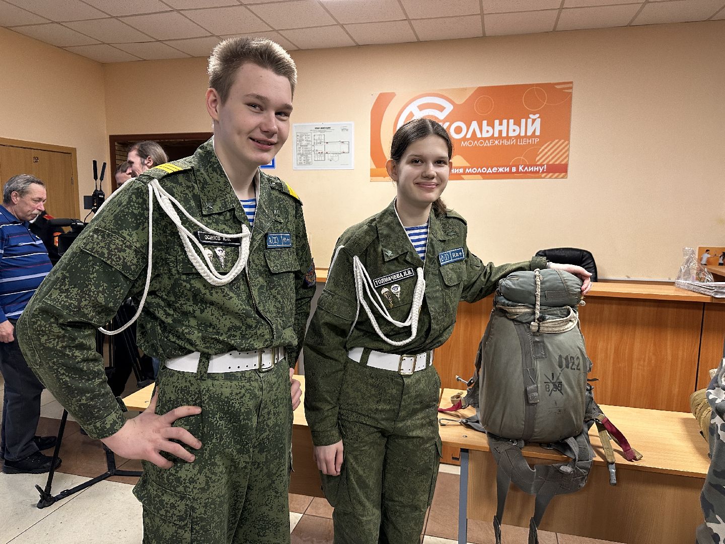 Клин, общество, история, день защитника отечества, выставка вооружения,