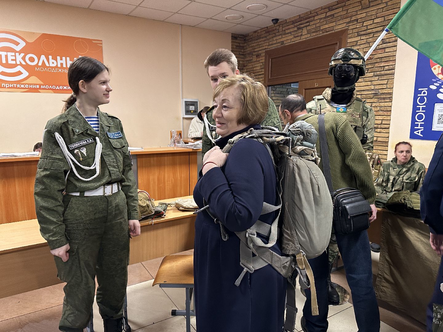 Клин, общество, история, день защитника отечества, выставка вооружения,