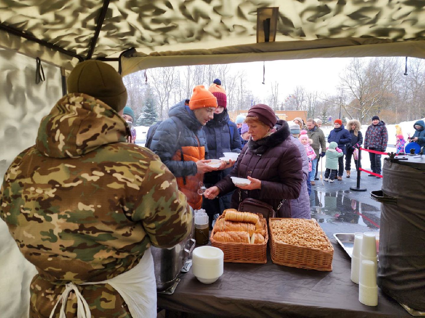 мытищи, 23 февраля, день защитника отечества, полевая кухня,