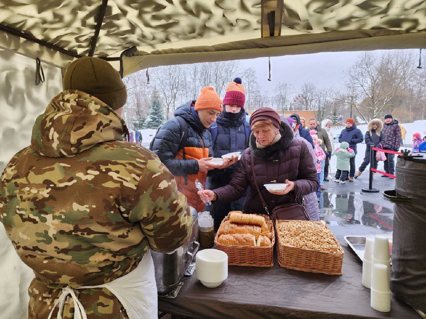 мытищи, 23 февраля, день защитника отечества, полевая кухня,