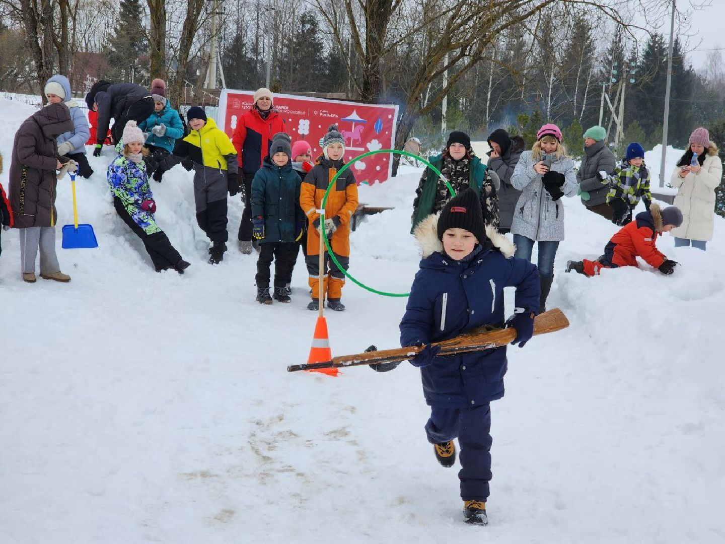 можайск, можайский городской округ, подмосковье, парк, городской парк, праздник, день защитника отечества, дети, культура,