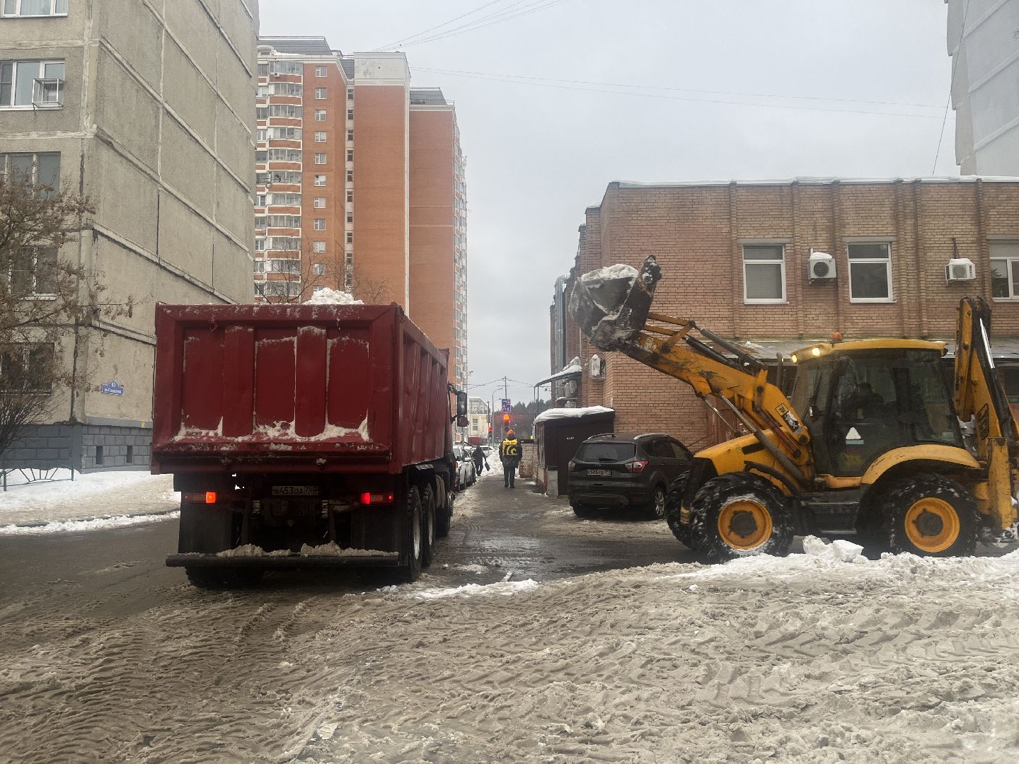 уборка снега, вывоз снега, уборка дворов,