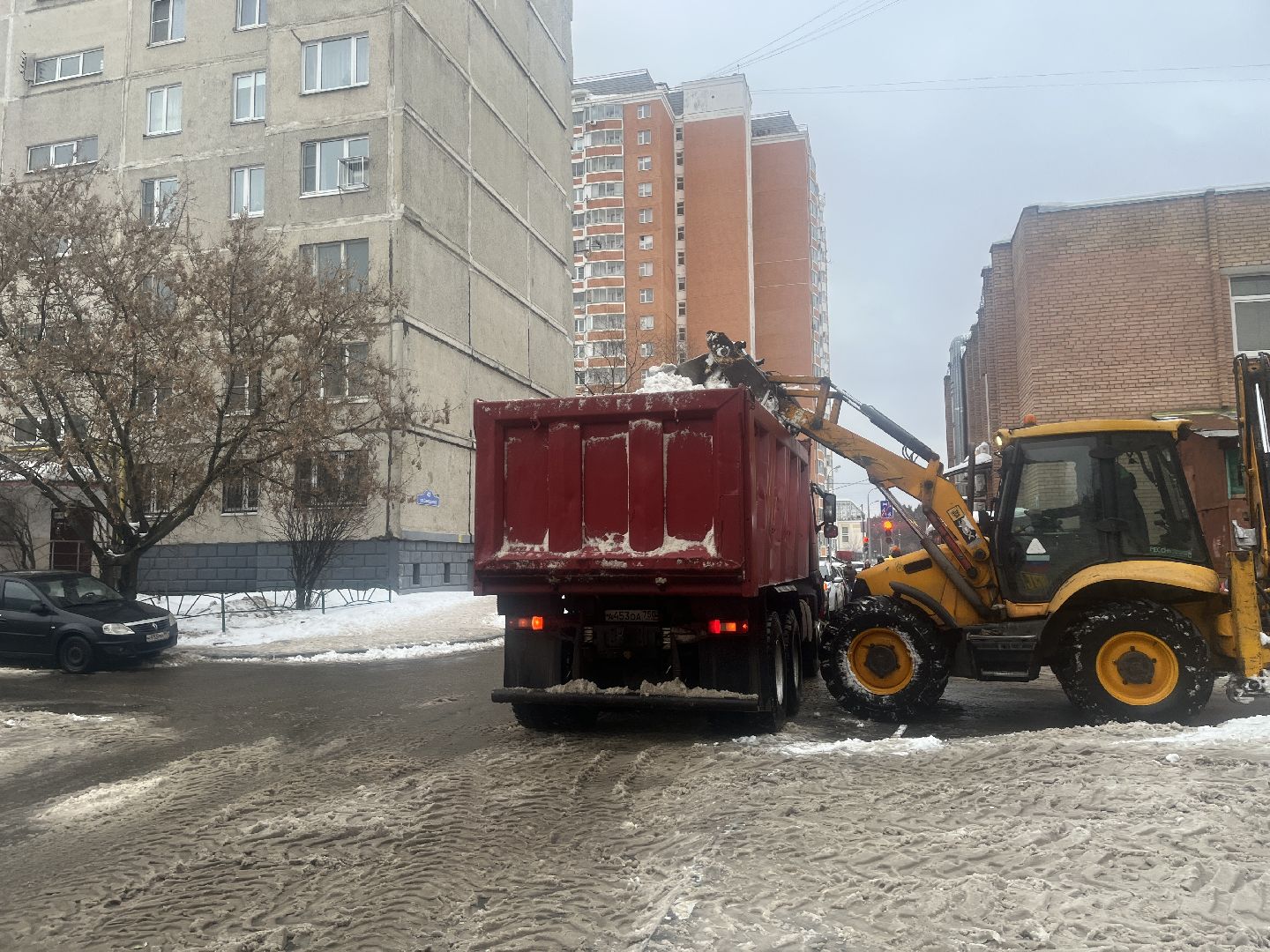 уборка снега, вывоз снега, уборка дворов,
