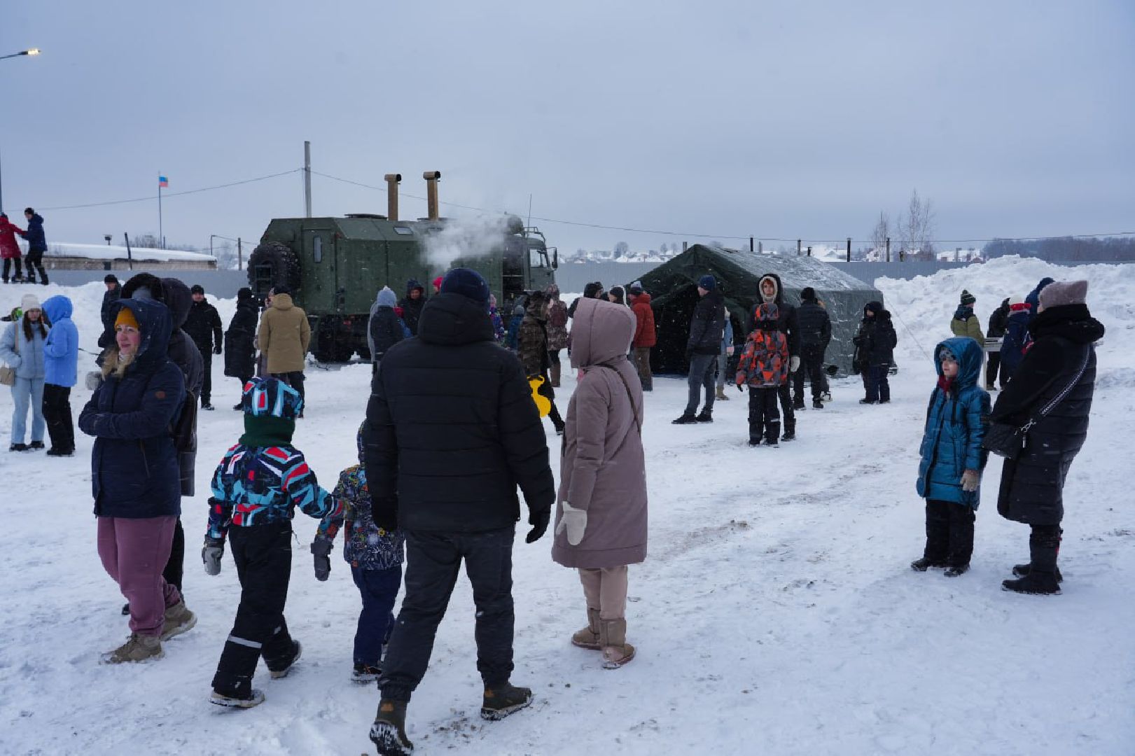 Спорт, Праздник, 23 февраля, День защитника Отечества, Хоккей, Полевая кухня, Всей семьей,