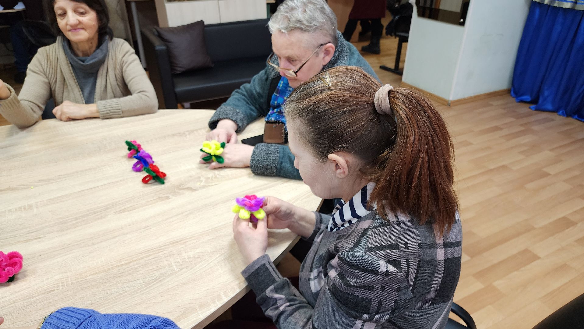 кашира, активное долголетие, синельная проволока, украшения, мастер-класс, кольцо, 8 марта,