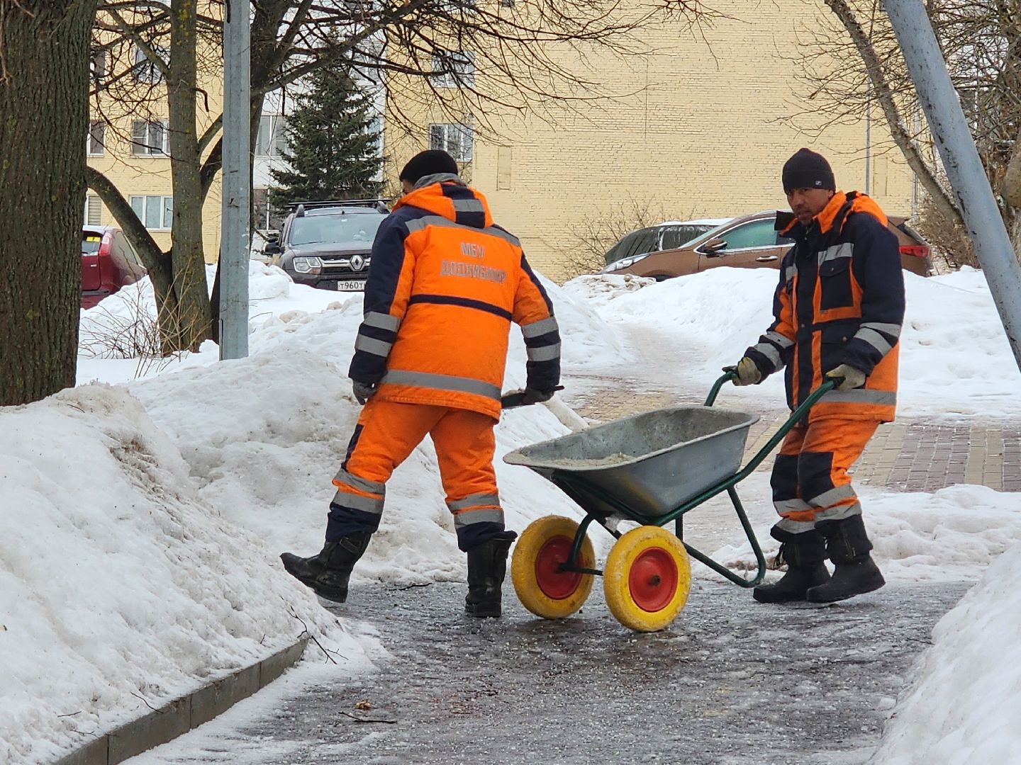 ледяной дождь, обработка дорог,