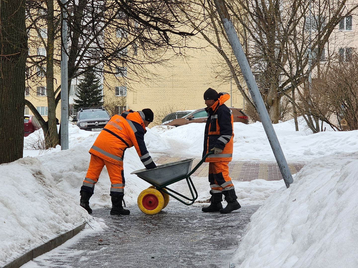 ледяной дождь, обработка дорог,