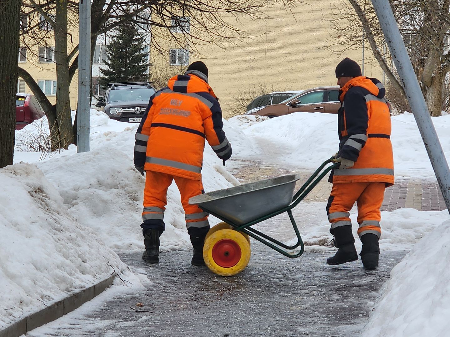 ледяной дождь, обработка дорог,