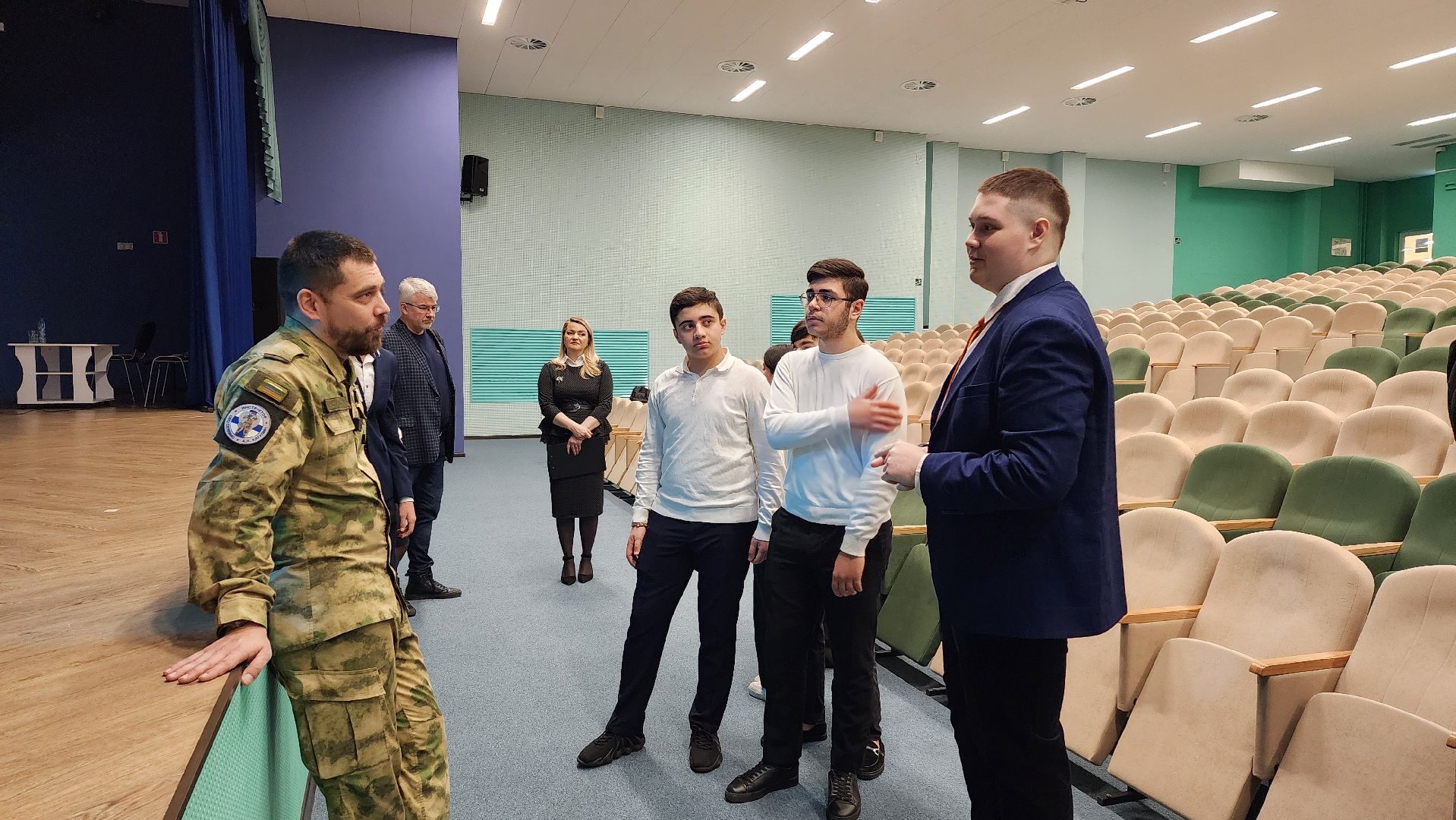 урок мужества, медаль,