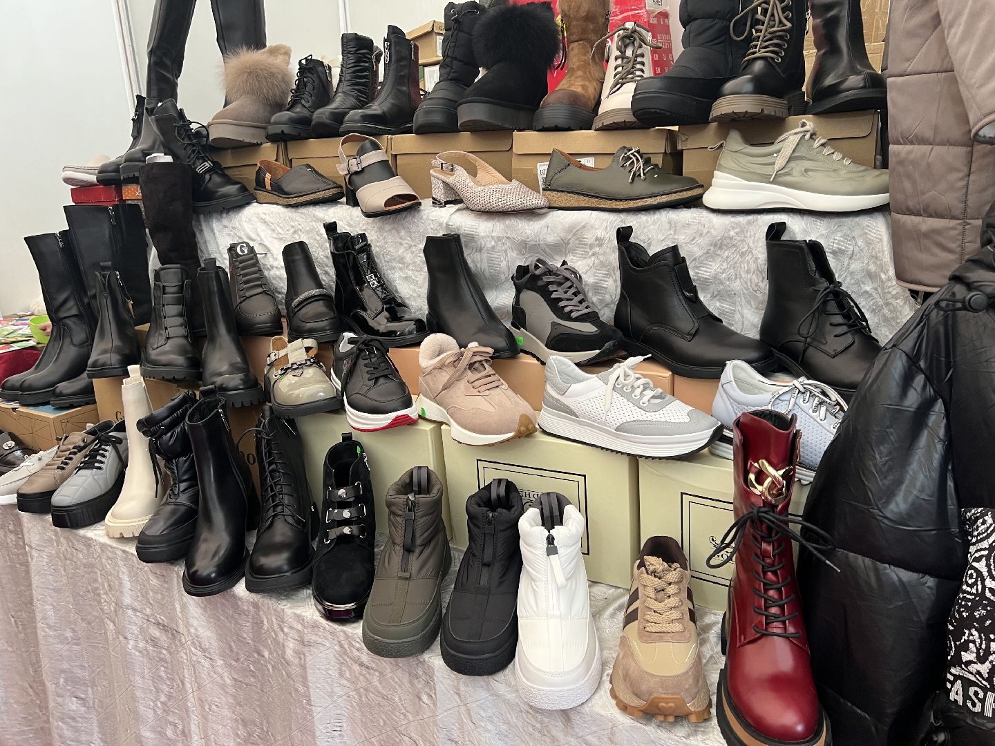 ярмарка, фермерские продукты, домашний текстиль, Жуковский, мед, чай, варенье, рыба, морепродукты, одежда, вещи, платки, обувь,