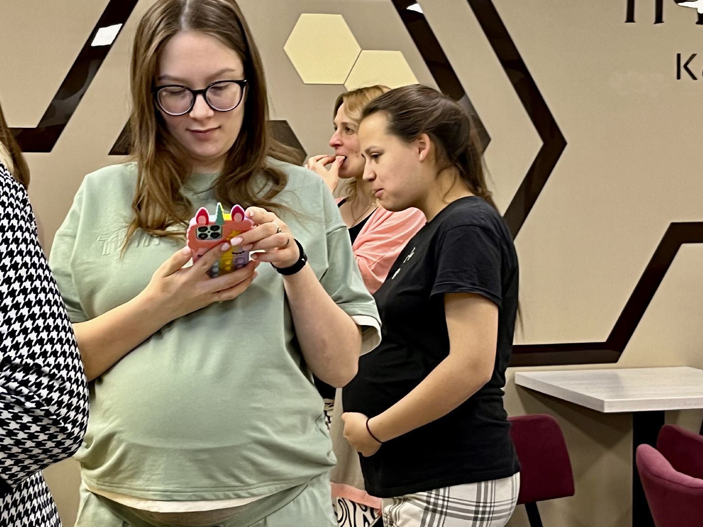 наро-фоминский перинатальный центр, наро-фоминский городской округ ., кафе пчелы, салат оливье, вкусная еда,