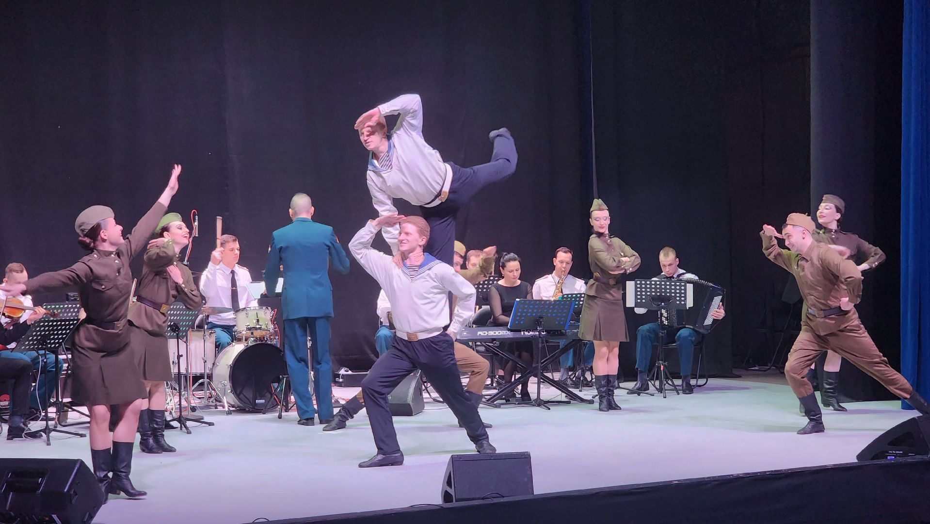 праздничный концерт, дивизия Дзержинского, Лосино-Петровский,