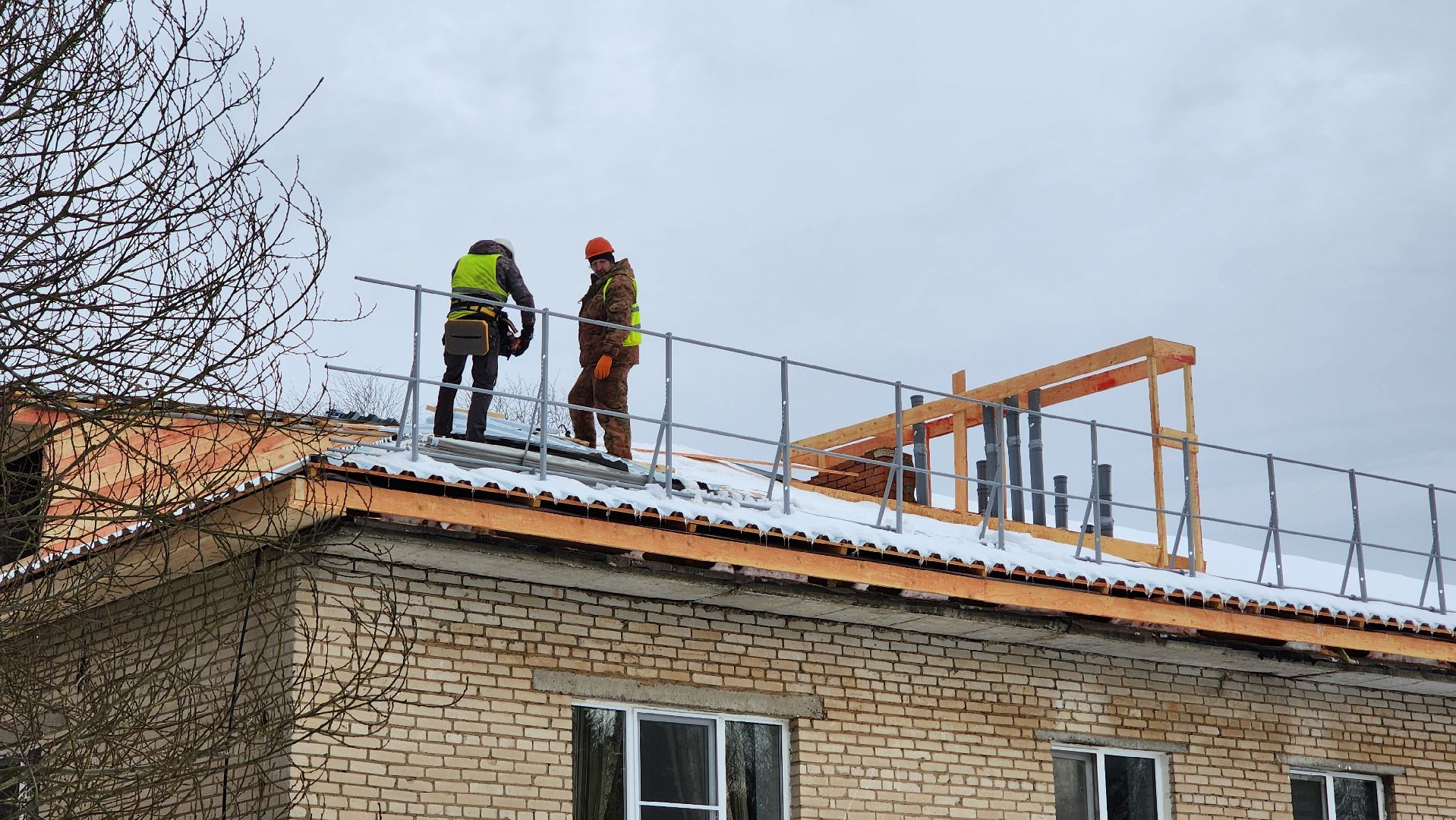 Солнечногорск, Пешки, ремонт кровли, ЖКХ,