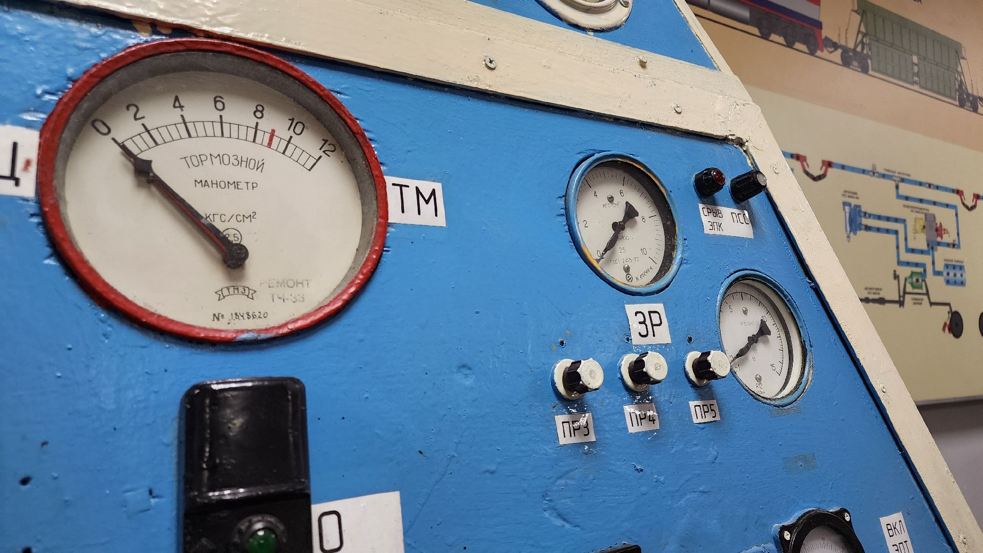 кашира, ожерелье, ожерельевский железнодорожный колледж, автотормоза, пневматормоза, подвижной состав, студенты, практические занятия,