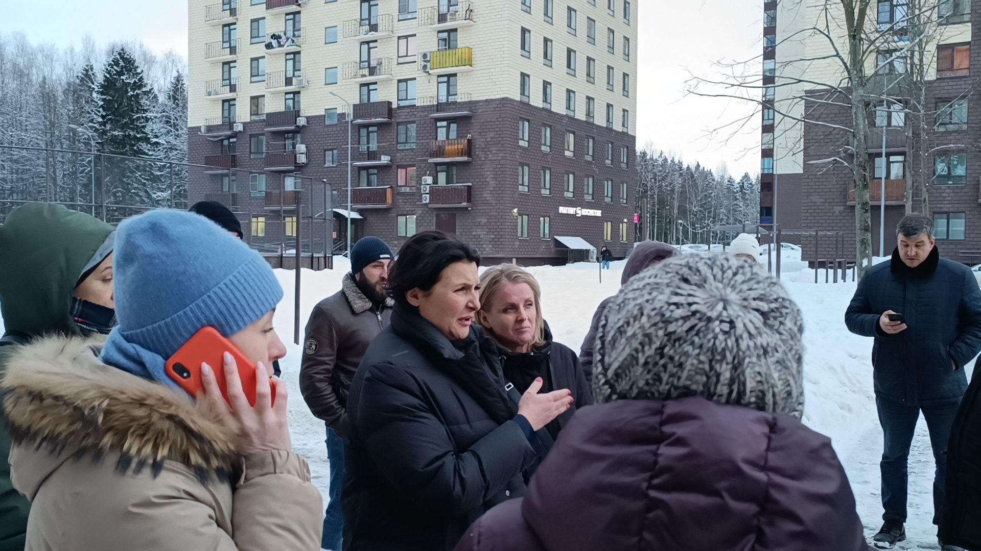 лобня, жители, лифт, жкх,