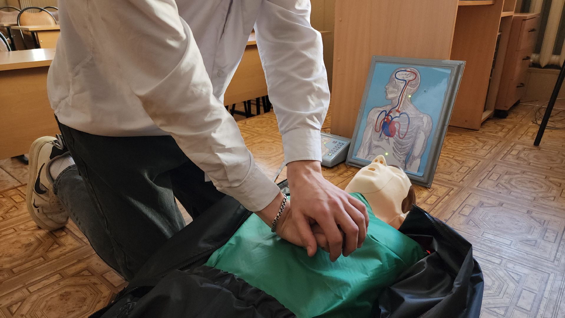 кашира, ожерелье, ожерельевский железнодорожный колледж, тренажер, сердечно-легочная реанимация, охрана труда,