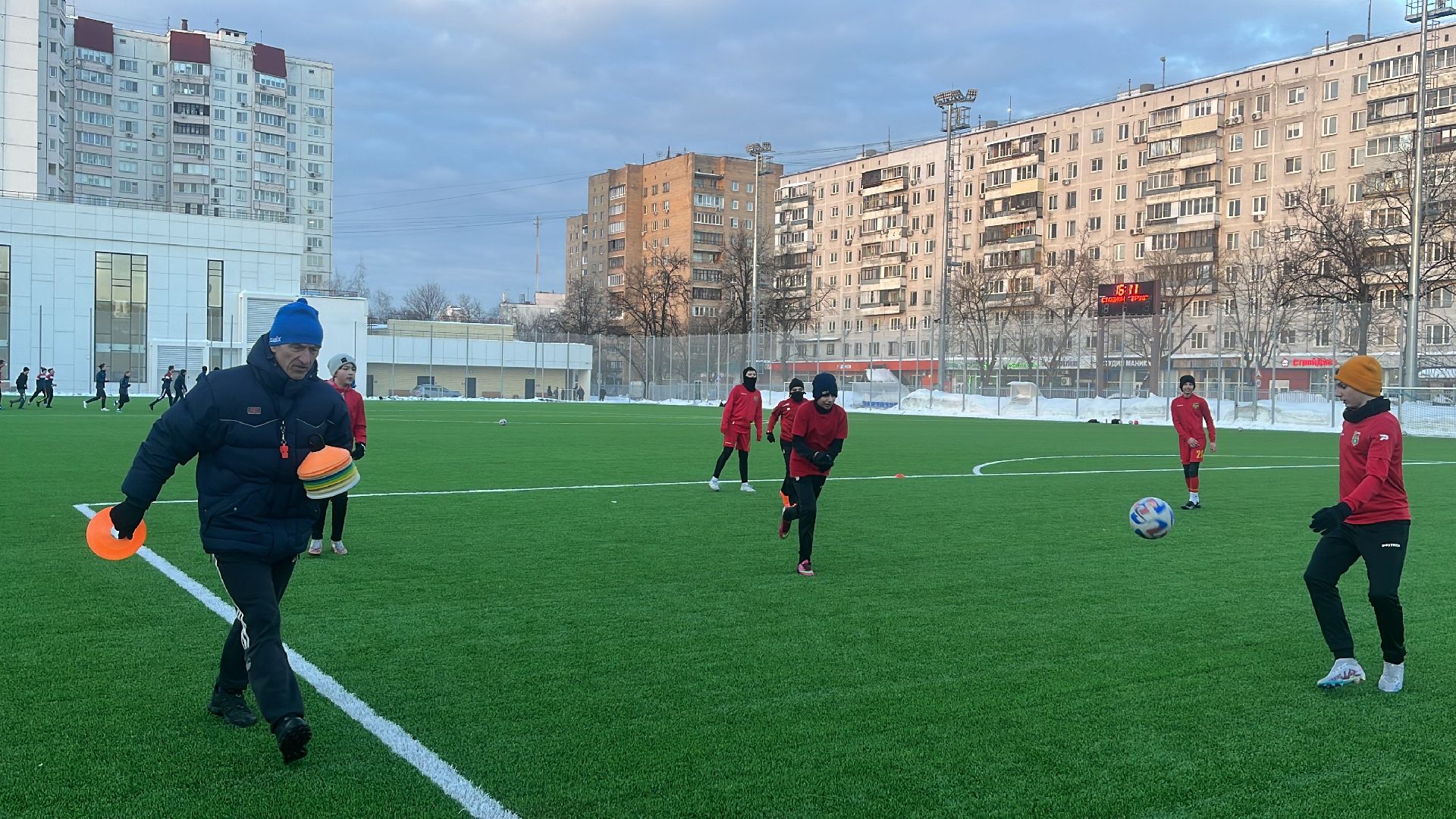 стадион Труд, школа олимпийского резерва, тренировки, футбол,