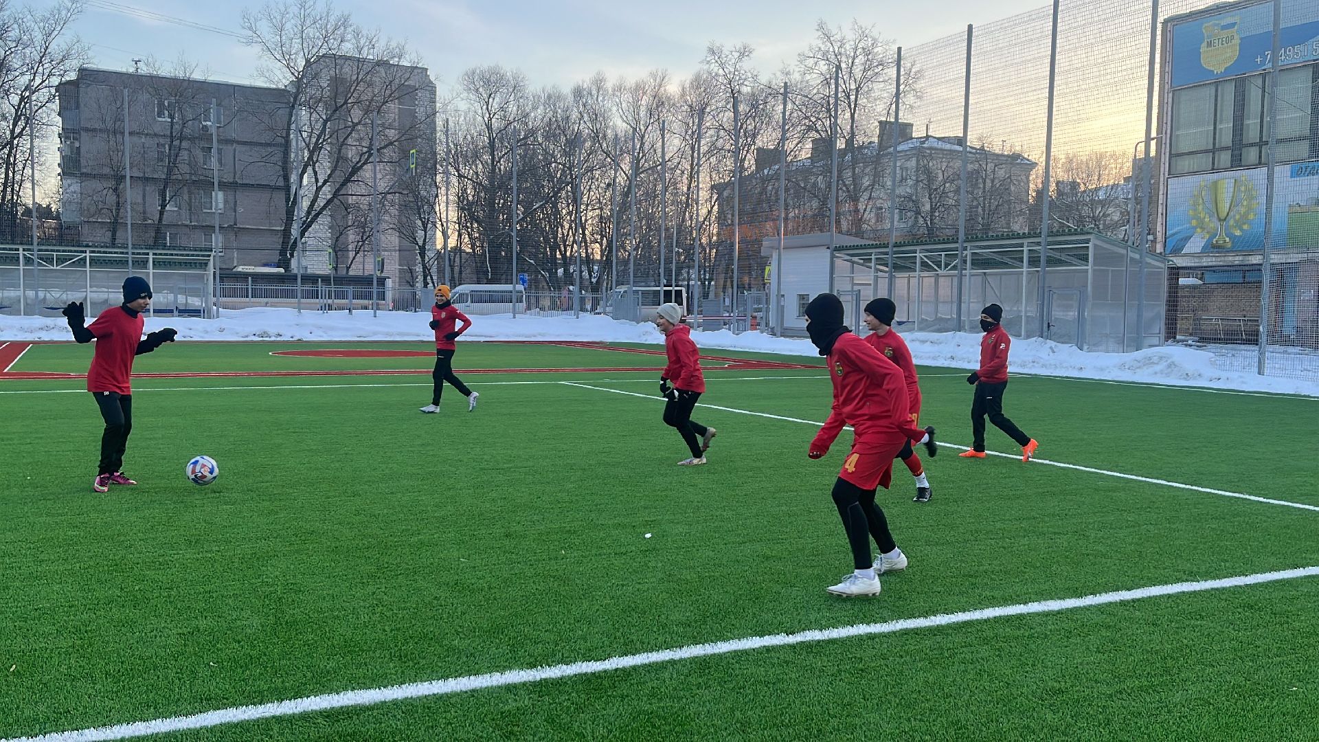 стадион Труд, школа олимпийского резерва, тренировки, футбол,