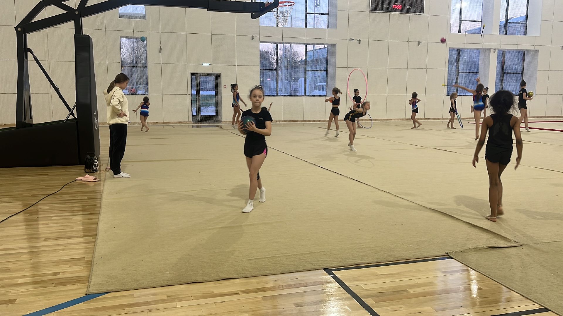 художественная гимнастика, школа олимпийского резерва, стадион труд, балашиха,