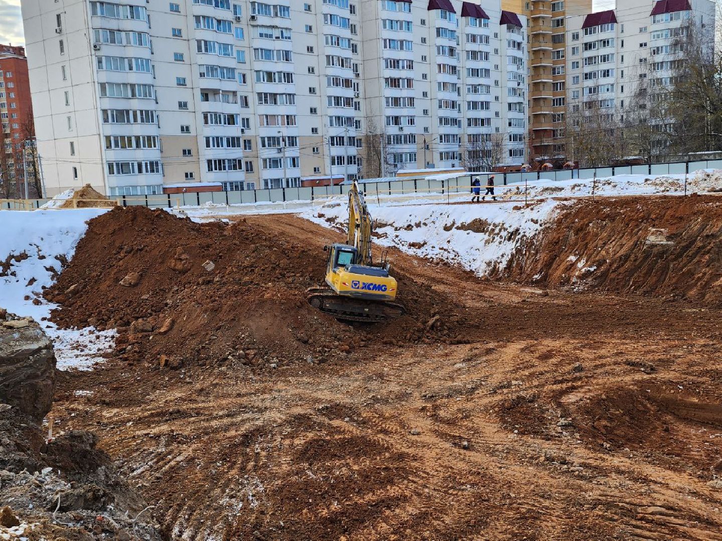 чехов, строительство, поликлиника, котлован, рабочие места,