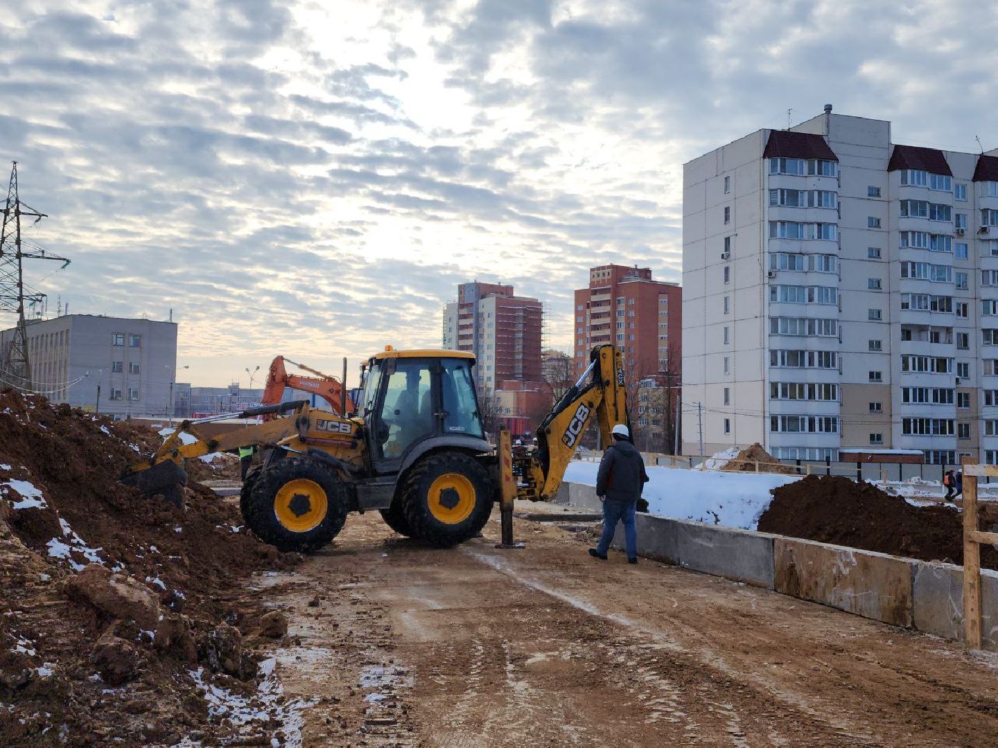 чехов, строительство, поликлиника, котлован, рабочие места,