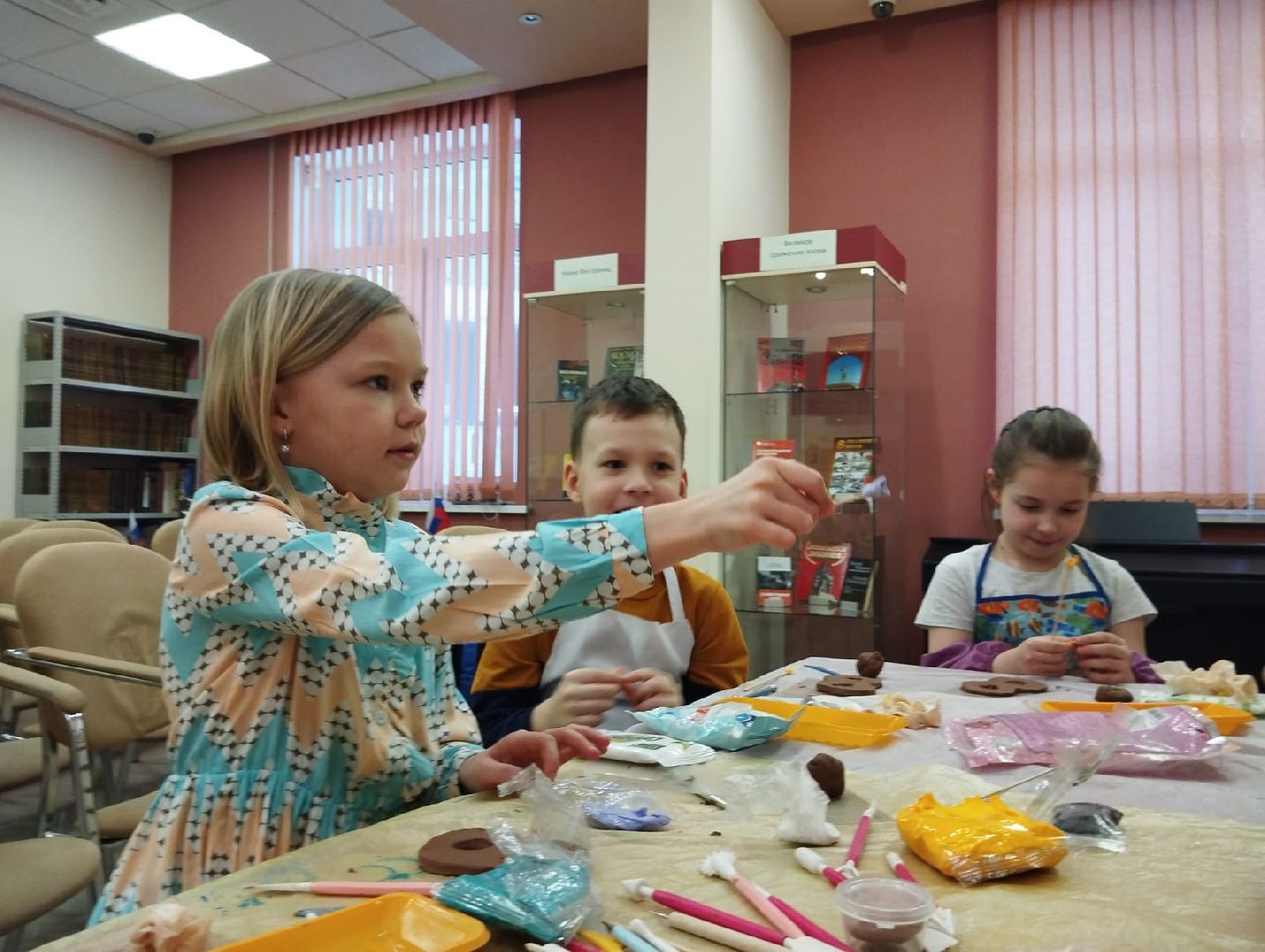 пушкино, мастер-класс, 8 марта, весна, дети, лепка,