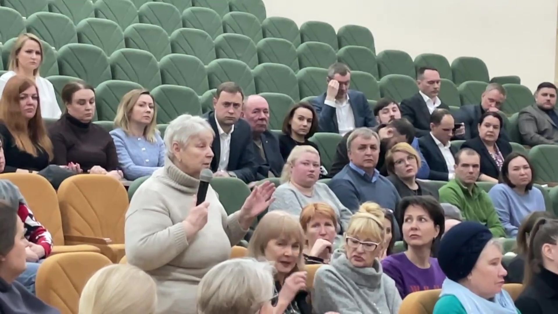 ленинский городской округ, деревня сапроново, выездная администрация, вопросы, ответы, пожар, помощь, пенсионерка,