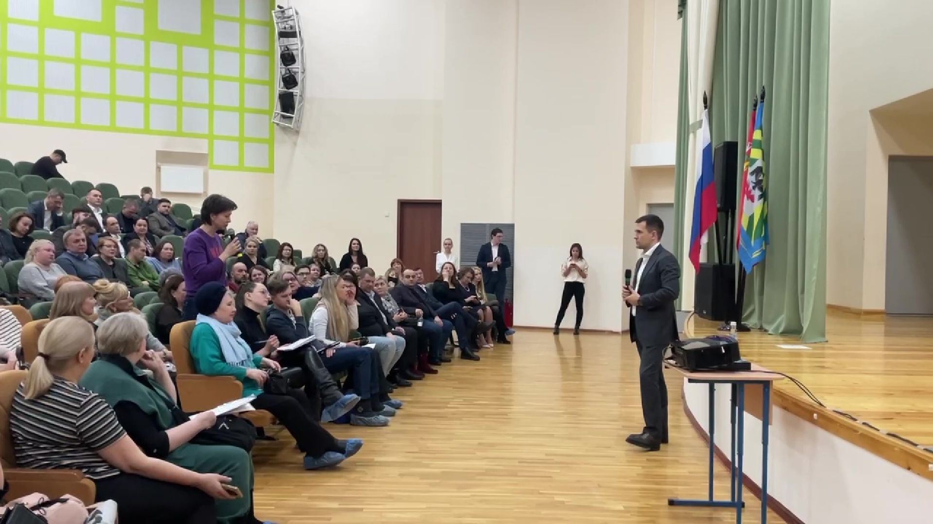 ленинский городской округ, деревня сапроново, выездная администрация, вопросы, оовтеты, расширение дороги, улица Калиновая,