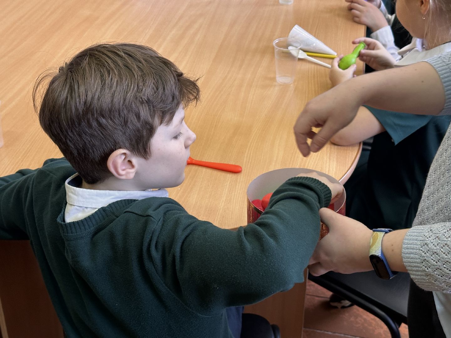 Клин, общество, дети, библиотеки, день оптимиста,