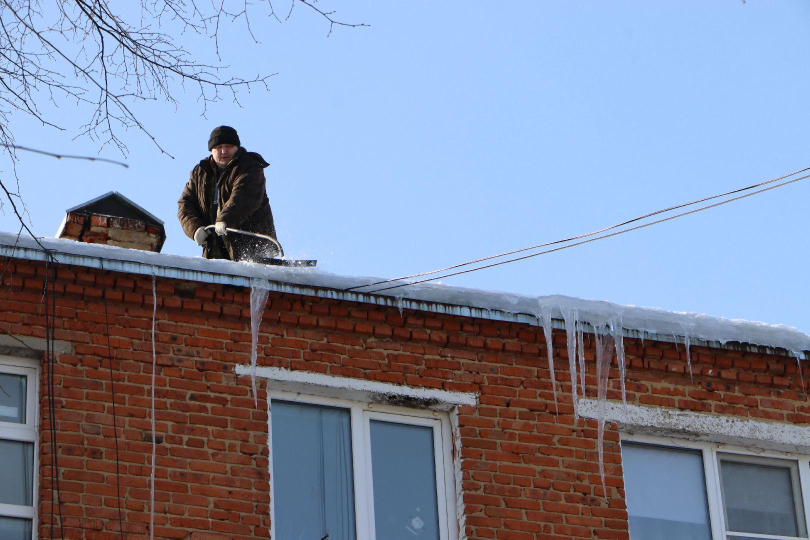 Снег и наледь, Серебряные Пруды, ЖКХ,