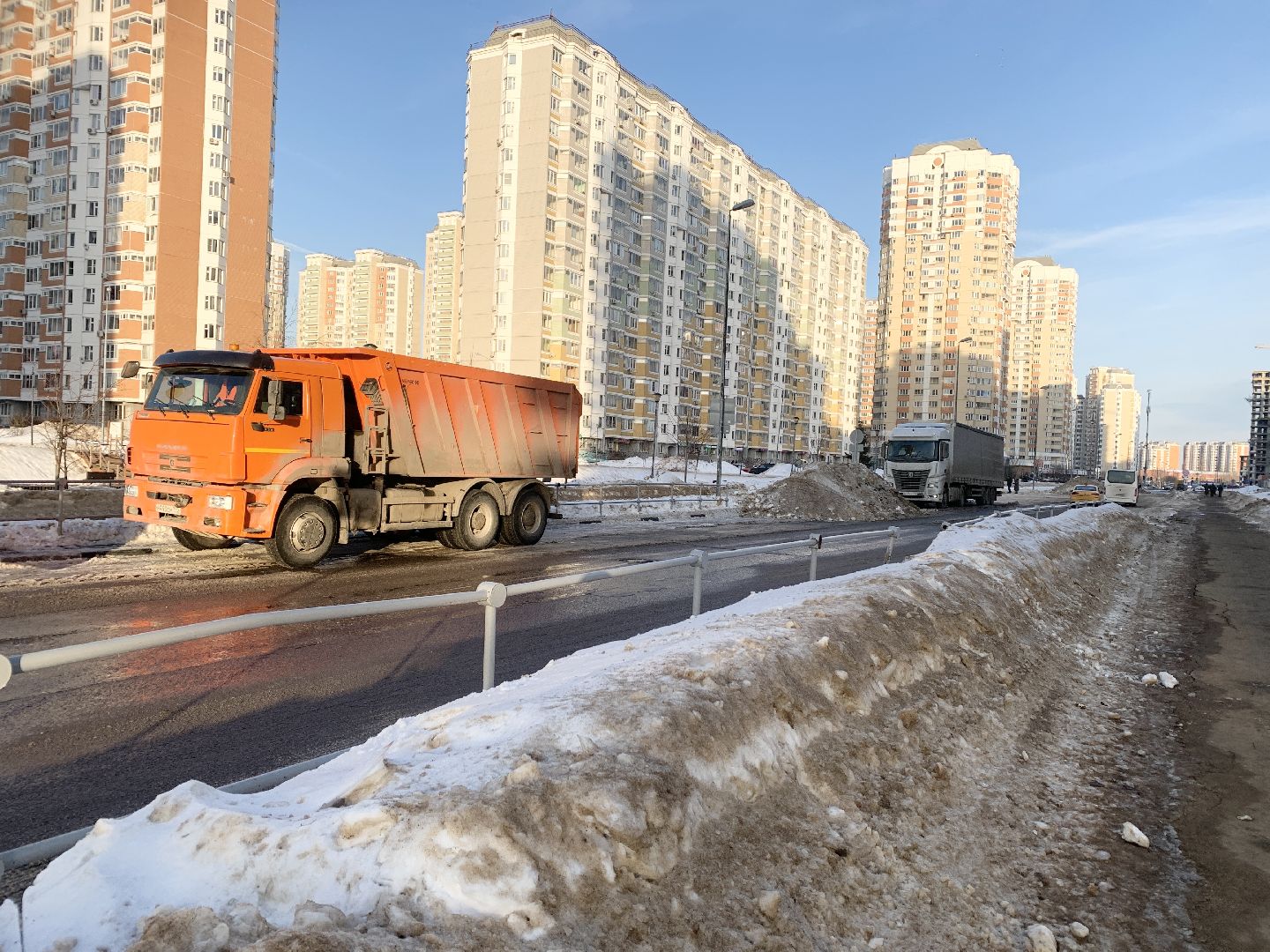 Балашиха, Подмосковье, уборка дворов, уборка снега и наледи,