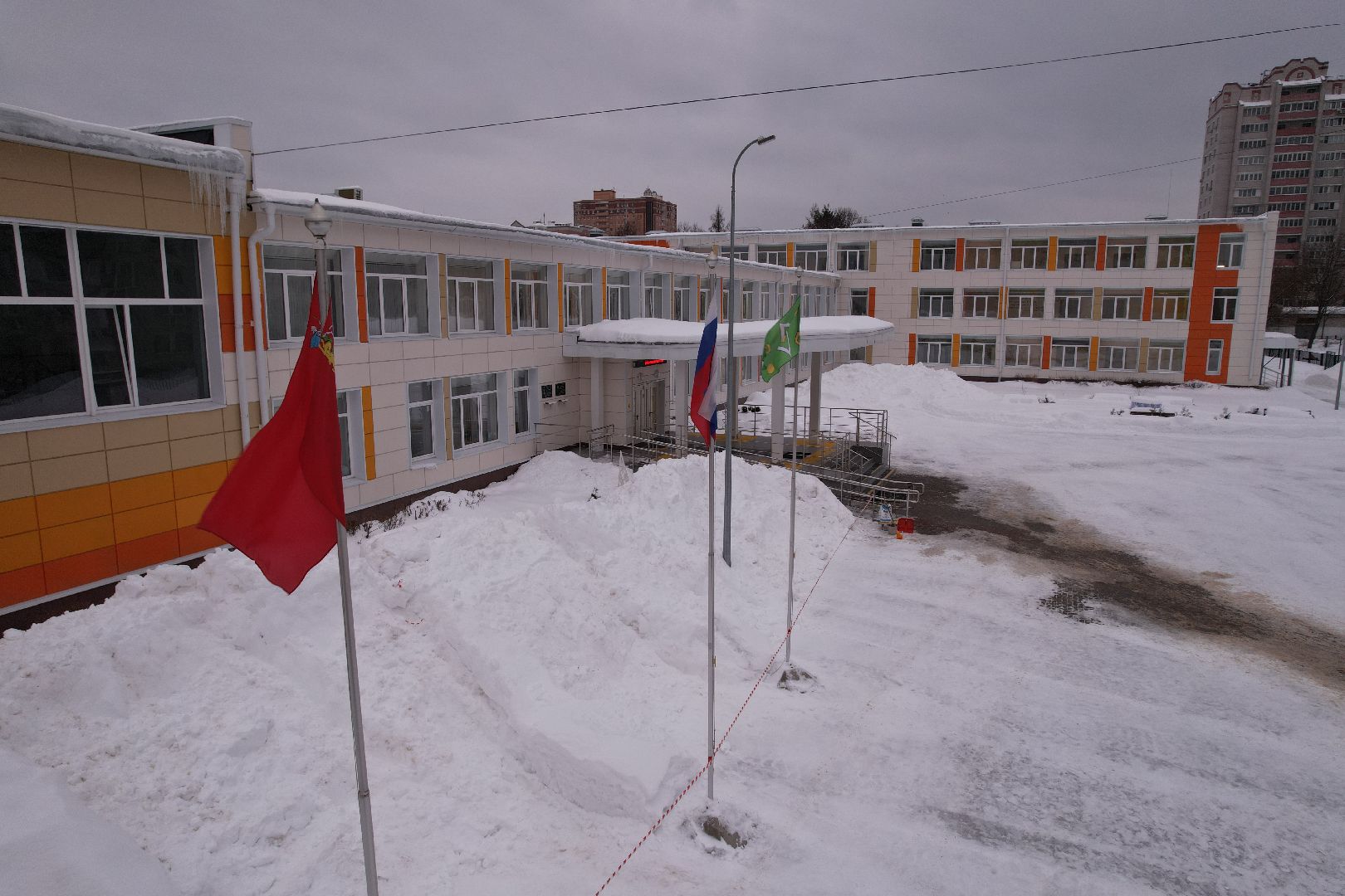 видео с коптера, школа, образование,