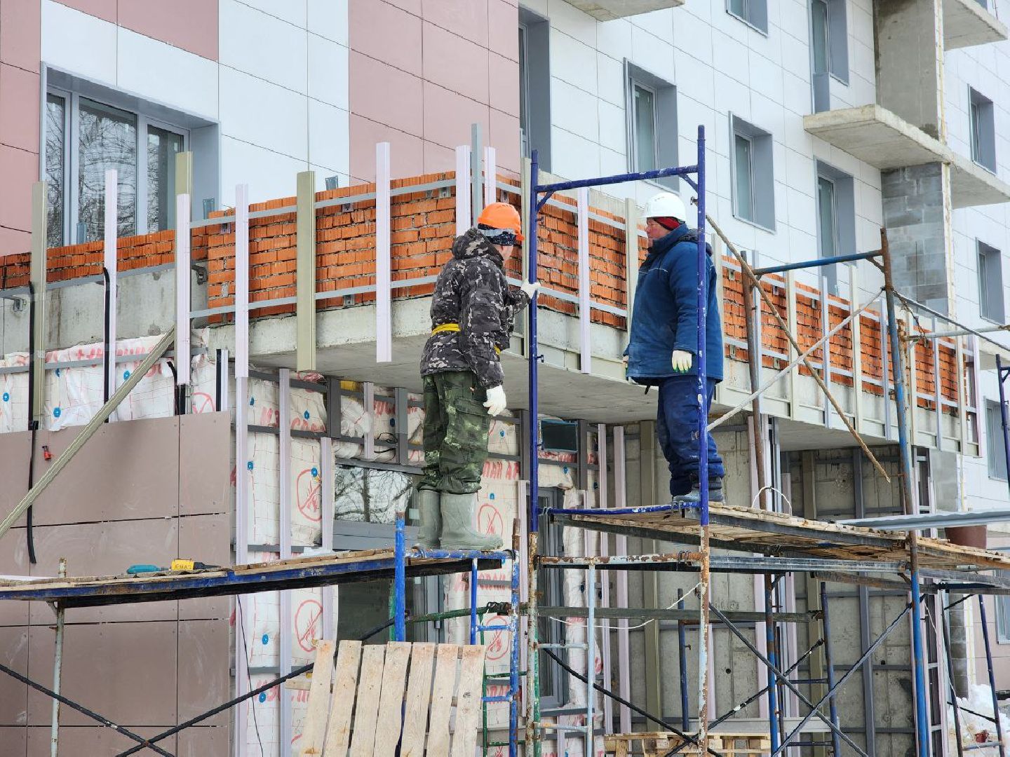 можайск, можайский городской округ, подмосковье, строительство, аварийное жилье, собственники, ключи от квартир, нацпроекты, программа губернатора, президентский проект,