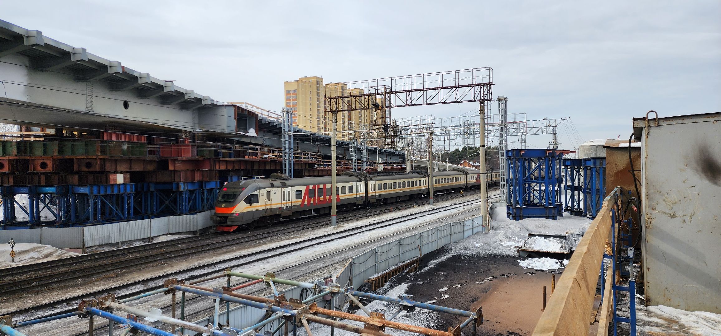 раменское, строительство, путепровод через железную дорогу между станциями быково и удельная,