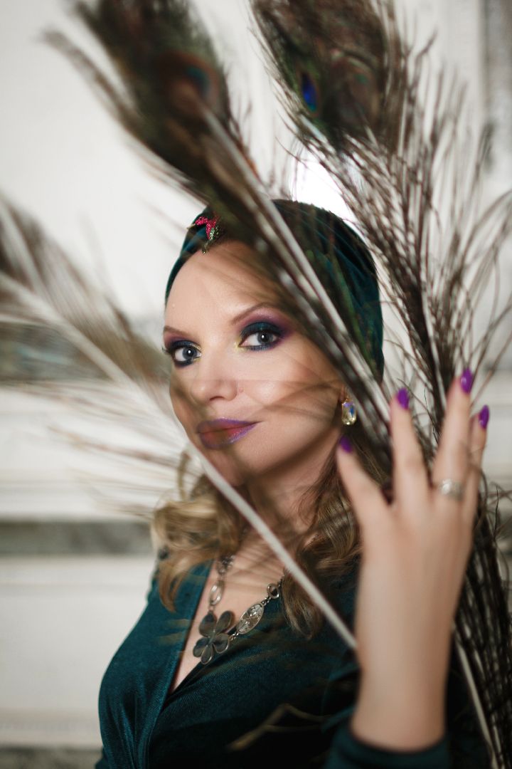 Модель, подиум, инвалид, коляска,