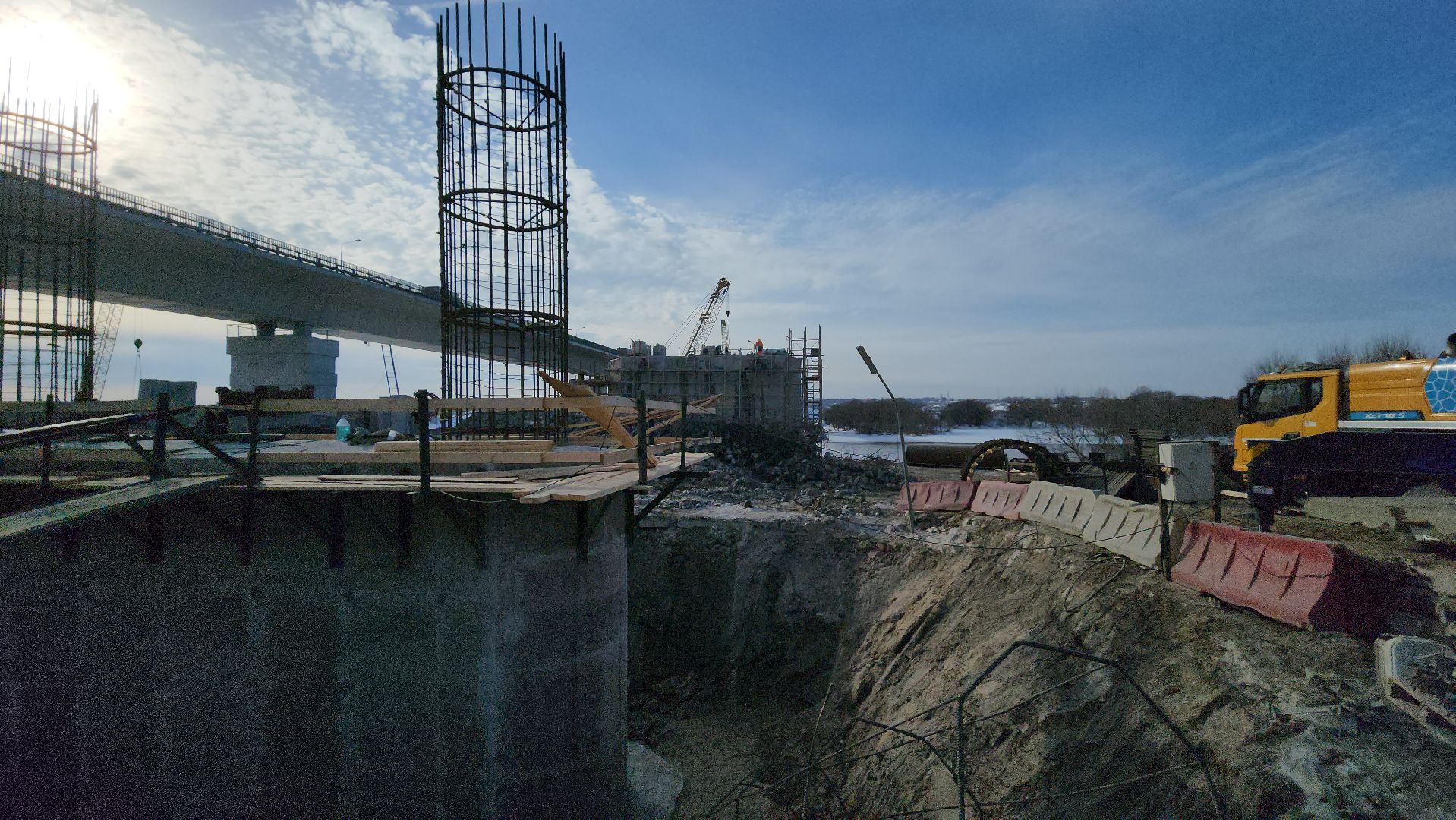 серпухов, федеральная трасса М2, река ока, мост через оку, строительство моста,