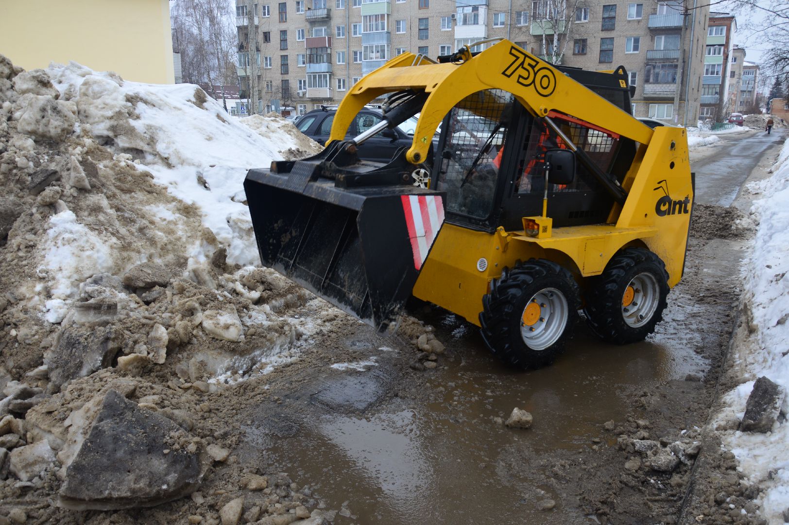 гололед, гололедица, шатура, жкх и благоустройство, жкх подмосковье, дороги подмосковья, дворы, уборка снега и наледи,
